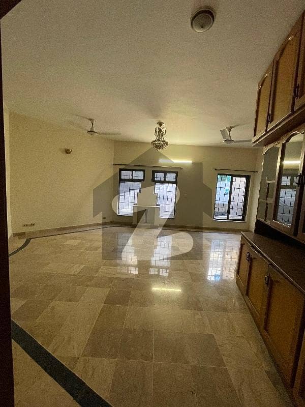 20 Marla Lower Portion Is Available For Rent 20 Marla Lower Portion Is Available For Rent