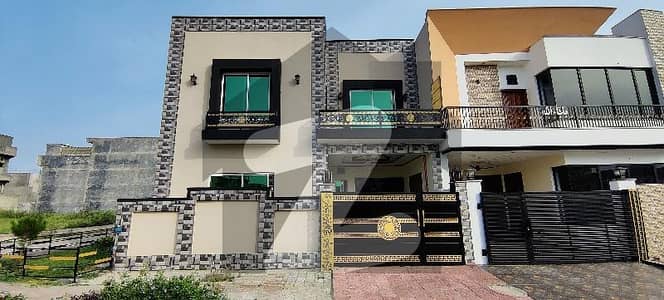 8 MARLA CORNER BRAND NEW HOUSE FOR SALE F-17 ISLAMABAD ALL FACILITY AVAILABLE CDA APPROVED SOCIETY