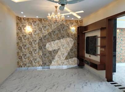 House Sized 5 Marla Available In Bahria Town - Sector F