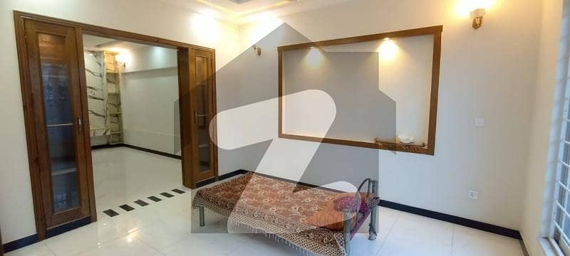 جی ۔ 14/3 جی ۔ 14,اسلام آباد میں 5 کمروں کا 7 مرلہ مکان 1.25 لاکھ میں کرایہ پر دستیاب ہے۔ جی ۔ 14/3 جی ۔ 14,اسلام آباد میں 5 کمروں کا 7 مرلہ مکان 1.25 لاکھ میں کرایہ پر دستیاب ہے۔