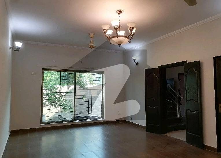 Askari 11 12 Marla House Up For Rent Askari 11 12 Marla House Up For Rent