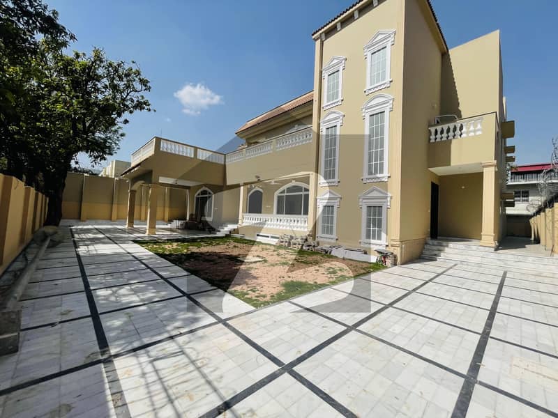 F-8 Brand New Luxury House Available For Rent F-8 Brand New Luxury House Available For Rent