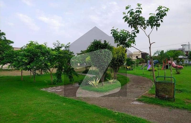 8 Marla Commercial Plot For Sale 8 Marla Commercial Plot For Sale