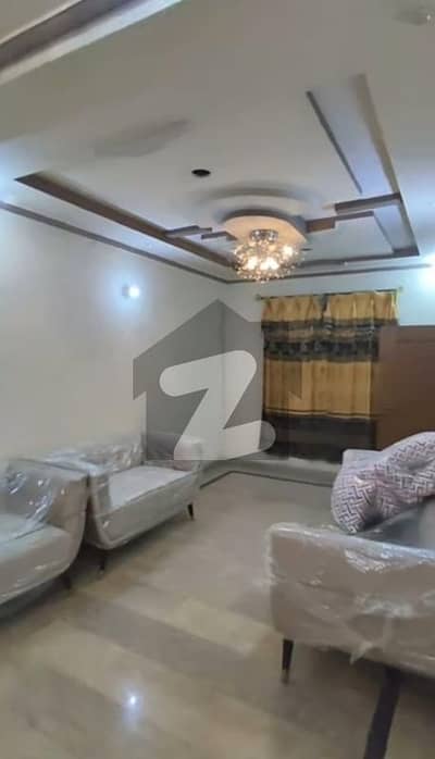 مرغزار آفیسرز کالونی لاہور میں 2 کمروں کا 5 مرلہ بالائی پورشن 40.0 ہزار میں کرایہ پر دستیاب ہے۔