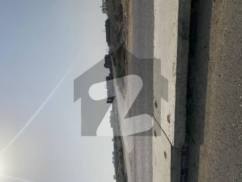 BEACH AVENUE COMMERCIAL 300 AVAILABLE FOR SALE BEACH AVENUE COMMERCIAL 300 AVAILABLE FOR SALE