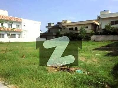 ڈی ایچ اے فیز 7 - بلاک زیڈ1 فیز 7,ڈیفنس (ڈی ایچ اے),لاہور میں 3 کنال رہائشی پلاٹ 14.0 کروڑ میں برائے فروخت۔ ڈی ایچ اے فیز 7 - بلاک زیڈ1 فیز 7,ڈیفنس (ڈی ایچ اے),لاہور میں 3 کنال رہائشی پلاٹ 14.0 کروڑ میں برائے فروخت۔