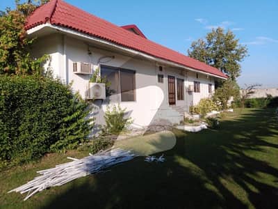 CHAK SHEHZAD FARMHOUSE DOUBLE STOREY 13 KANAL 3 BED OFFICE FAMILY. 7.5 LAC