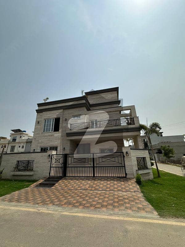 Corner 10 Marla Luxurious House For Sale In Tulip Overseas Block Park View City, Lahore | Demand: 6 Crore Corner 10 Marla Luxurious House For Sale In Tulip Overseas Block Park View City, Lahore | Demand: 6 Crore