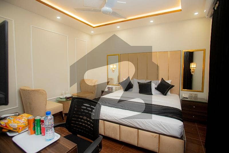 700 Square Feet Flat Available For Rent In Gulberg 700 Square Feet Flat Available For Rent In Gulberg