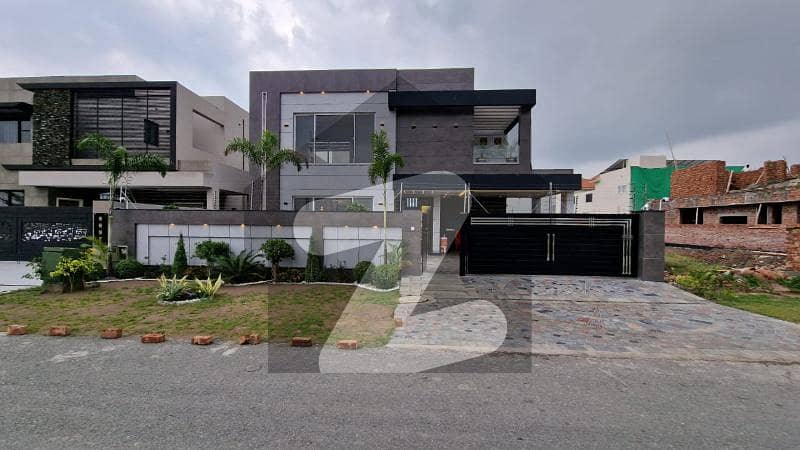 20 Marla Elegant And Fully Maintained Super Hot Located Bungalow Is Available For Sale In The Best Block Of DHA Lahore. 20 Marla Elegant And Fully Maintained Super Hot Located Bungalow Is Available For Sale In The Best Block Of DHA Lahore.