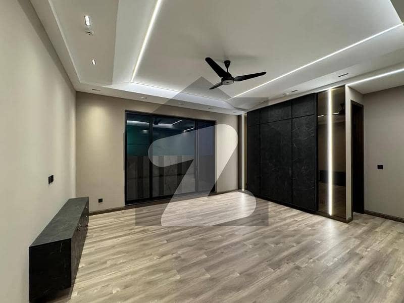 01 Kanal Upper Portion Available For Rent