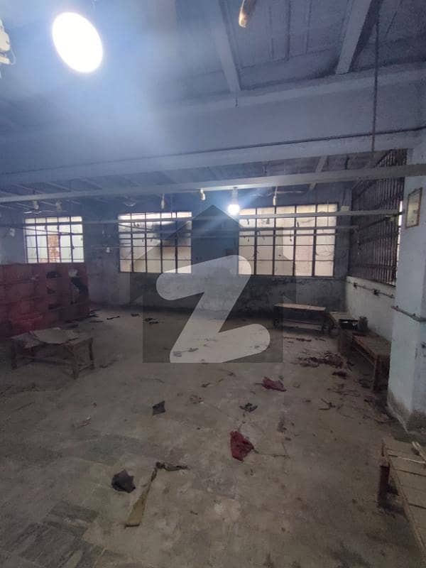 سمال انڈسٹریل اسٹیٹ سیالکوٹ میں 4 کنال فیکٹری 55.0 کروڑ میں برائے فروخت۔ سمال انڈسٹریل اسٹیٹ سیالکوٹ میں 4 کنال فیکٹری 55.0 کروڑ میں برائے فروخت۔