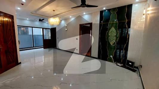 Kanal Outclass 3bed Upper Portion Is For Rent In Valencia Town Near Wapda Town
