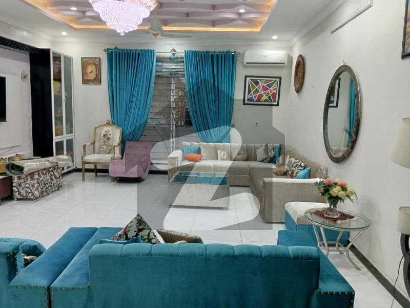 OWNER BUILD 1 KANAL HOUSE FOR SALE REASONABLE PRICE OWNER BUILD 1 KANAL HOUSE FOR SALE REASONABLE PRICE