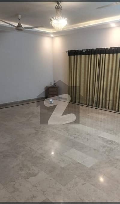 ڈی ایچ اے فیز 2 - سیکٹر بی ڈی ایچ اے ڈیفینس فیز 2,ڈی ایچ اے ڈیفینس,اسلام آباد میں 5 کمروں کا 1 کنال مکان 7.75 کروڑ میں برائے فروخت۔ ڈی ایچ اے فیز 2 - سیکٹر بی ڈی ایچ اے ڈیفینس فیز 2,ڈی ایچ اے ڈیفینس,اسلام آباد میں 5 کمروں کا 1 کنال مکان 7.75 کروڑ میں برائے فروخت۔