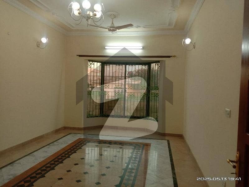Beautiful upper portion 3 bed room for rent Beautiful upper portion 3 bed room for rent