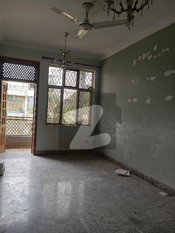 جی ۔ 10/3 جی ۔ 10,اسلام آباد میں 3 کمروں کا 15 مرلہ بالائی پورشن 1.7 لاکھ میں کرایہ پر دستیاب ہے۔ جی ۔ 10/3 جی ۔ 10,اسلام آباد میں 3 کمروں کا 15 مرلہ بالائی پورشن 1.7 لاکھ میں کرایہ پر دستیاب ہے۔