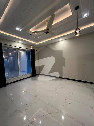 10 Marla Basement Is Available
