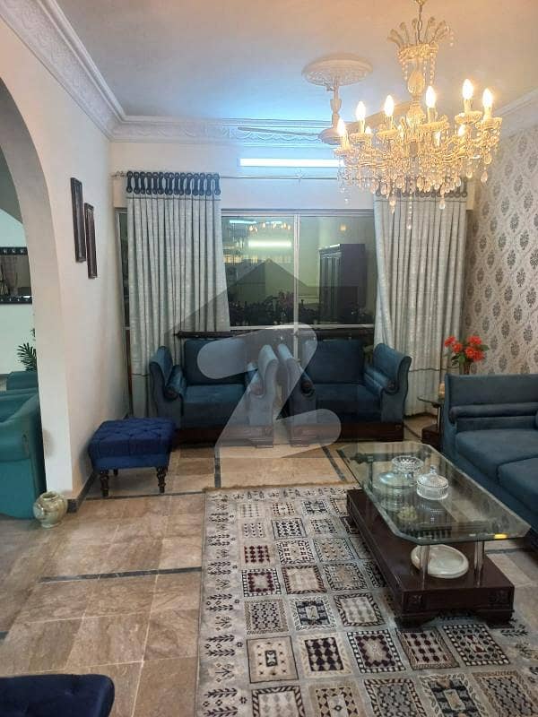 گلشنِ اقبال گلشنِ اقبال ٹاؤن,کراچی میں 6 کمروں کا 11 مرلہ مکان 7.15 کروڑ میں برائے فروخت۔ گلشنِ اقبال گلشنِ اقبال ٹاؤن,کراچی میں 6 کمروں کا 11 مرلہ مکان 7.15 کروڑ میں برائے فروخت۔