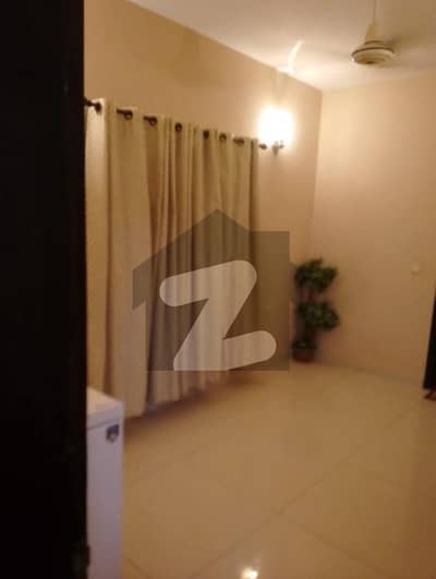 بہادر آباد گلشنِ اقبال ٹاؤن,کراچی میں 2 کمروں کا 4 مرلہ فلیٹ 2.1 کروڑ میں برائے فروخت۔