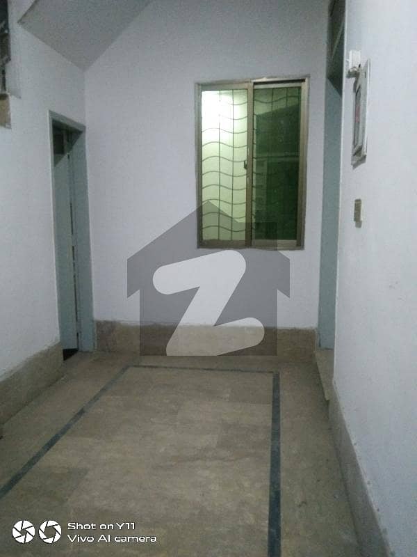 2.5 Marla First Floor Available 2.5 Marla First Floor Available