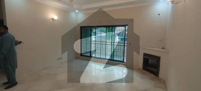 One Kanal House For Rent. DHA Phase 3