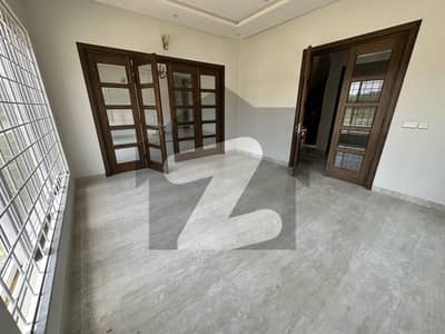 Prime D-12 Double Storey 5-Bed Home (40x80) with 2-Car Parking Ideal Location! Prime D-12 Double Storey 5-Bed Home (40x80) with 2-Car Parking Ideal Location!