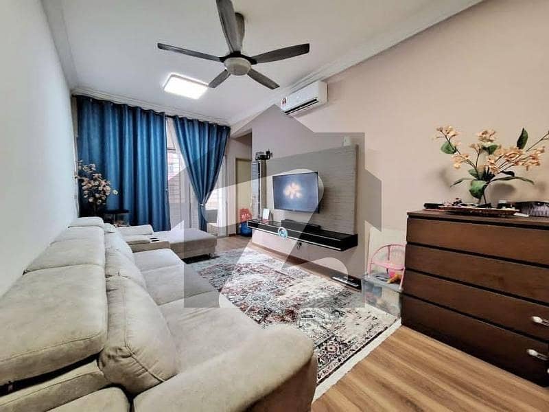 Flat Available For Sale Flat Available For Sale