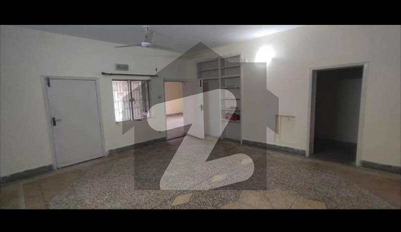 3 Bedrooms First Floor For Rent At G-10 3 Bedrooms First Floor For Rent At G-10