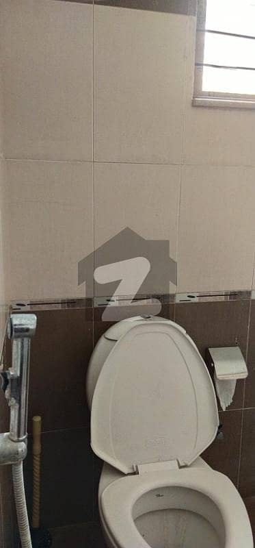 32 