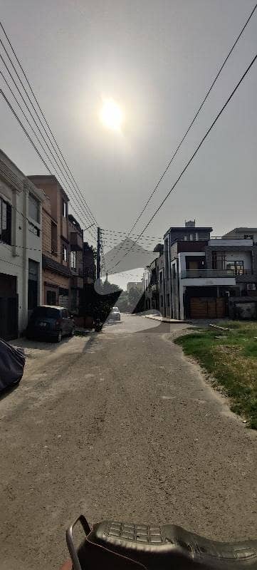 3 Marla Residential Plot In Palm Villas Housing Scheme Canal Road Near Jallo Park Lahore Is Available For Sale 3 Marla Residential Plot In Palm Villas Housing Scheme Canal Road Near Jallo Park Lahore Is Available For Sale