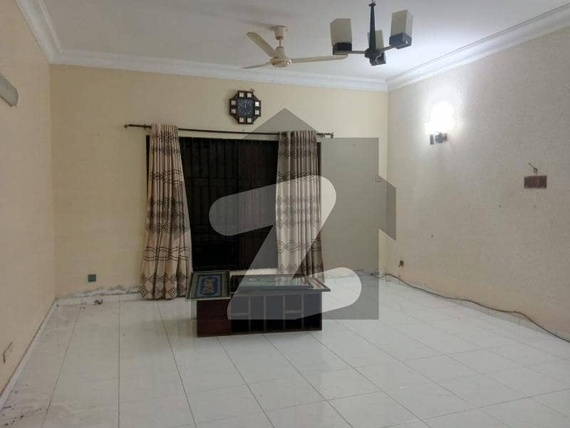 500 Yards Bungalow For Rent 500 Yards Bungalow For Rent