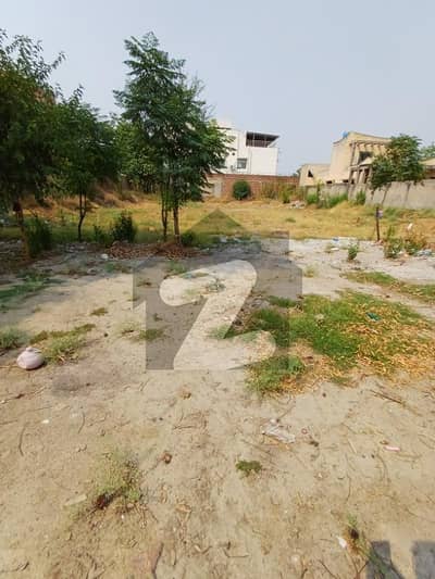 ویلینشیاء ۔ بلاک ایچ ویلینشیاء ہاؤسنگ سوسائٹی,لاہور میں 1 کنال رہائشی پلاٹ 3.5 کروڑ میں برائے فروخت۔