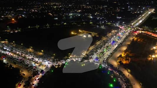 ڈی ایچ اے فیز 5 - سیکٹر ڈی ڈی ایچ اے ڈیفینس فیز 5,ڈی ایچ اے ڈیفینس,اسلام آباد میں 1 کنال رہائشی پلاٹ 3.5 کروڑ میں برائے فروخت۔