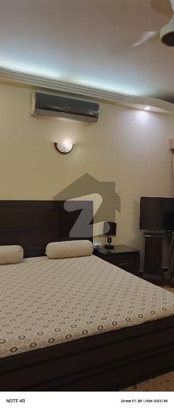 ڈی ایچ اے فیز 4 ڈی ایچ اے ڈیفینس,کراچی میں 6 کمروں کا 1 کنال مکان 18.0 کروڑ میں برائے فروخت۔ ڈی ایچ اے فیز 4 ڈی ایچ اے ڈیفینس,کراچی میں 6 کمروں کا 1 کنال مکان 18.0 کروڑ میں برائے فروخت۔