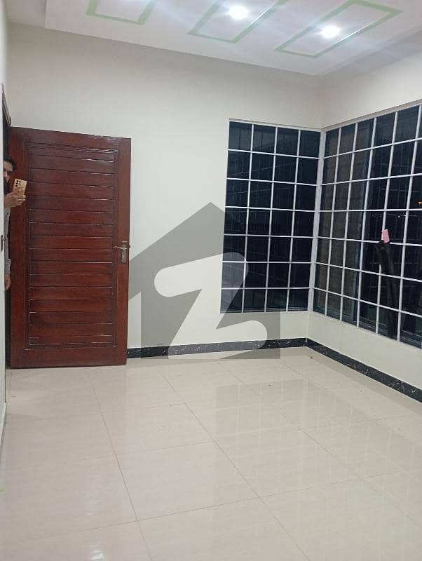 MPCHS Multi garden B-17 Islamabad 8 Marla portion MPCHS Multi garden B-17 Islamabad 8 Marla portion