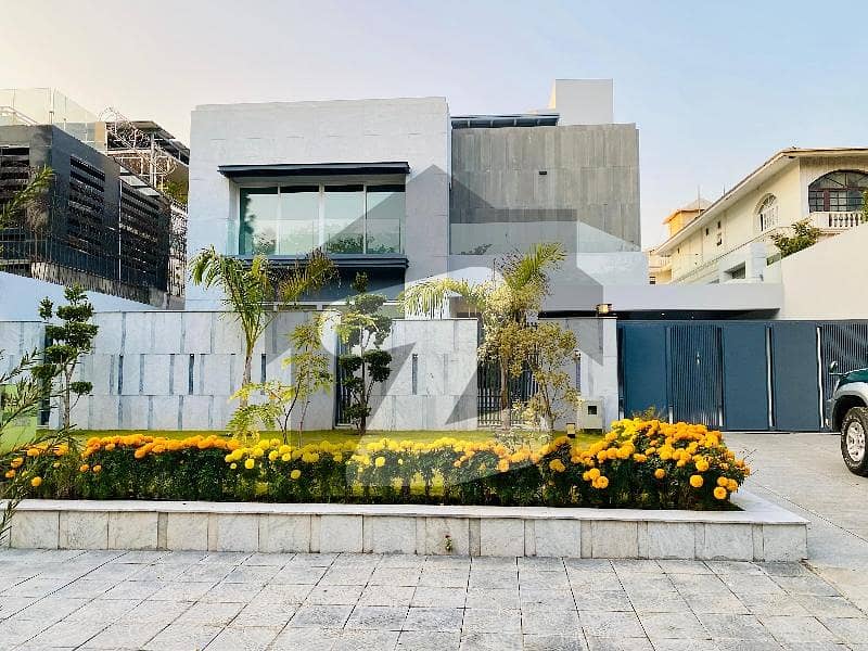 E-7 TOP LOCATION LUXURIOUS HOUSE FOR SALE SWIMMING POOL LIFT E-7 TOP LOCATION LUXURIOUS HOUSE FOR SALE SWIMMING POOL LIFT