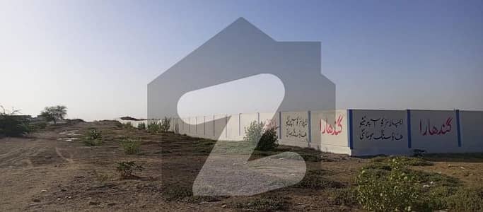 400 SQYRDS RESIDENTIAL PLOT NEAR TO MAIN GATE ARIF QADRI ASSOCIATES AND MARKETING (SINCE 2003) 400 SQYRDS RESIDENTIAL PLOT NEAR TO MAIN GATE ARIF QADRI ASSOCIATES AND MARKETING (SINCE 2003)