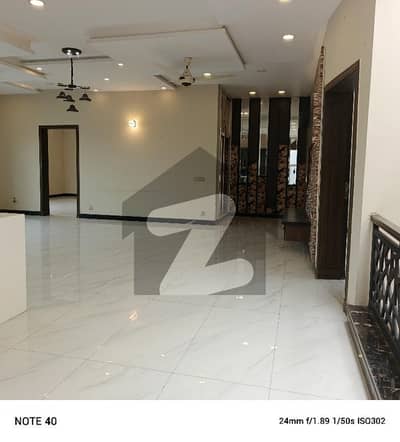 Brand New 1 Kanal Upper Portion Available For Rent Bahria Town Phase 2 3 Bedroom 4 Washroom Near To Market Near To Masjid Beautiful Location