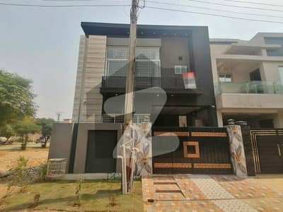 Stunning Prime Location House Is Available For Sale In DHA 11 Rahbar Phase 4 Stunning Prime Location House Is Available For Sale In DHA 11 Rahbar Phase 4