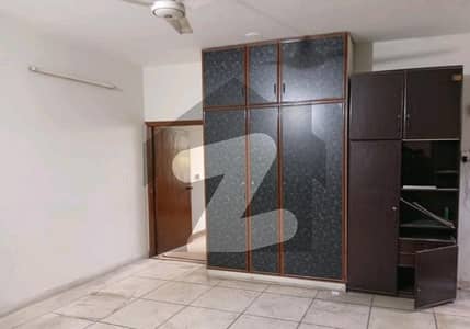 8 Marla House Is Available For rent In Faisal Town - Block B