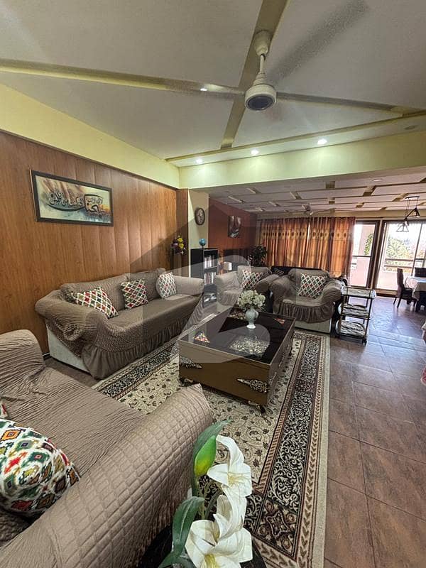 Three Bed Unfurnished Apartment For Rent Three Bed Unfurnished Apartment For Rent