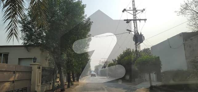 Good Location 9Kanal 11Marla Farm House Land For Sale On Sofia Farm House