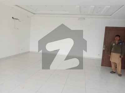 08 MARLA OFFICE FLOOR FOR RENT IN DHA PHASE 8 COMMERCIAL BROADWAY 08 MARLA OFFICE FLOOR FOR RENT IN DHA PHASE 8 COMMERCIAL BROADWAY