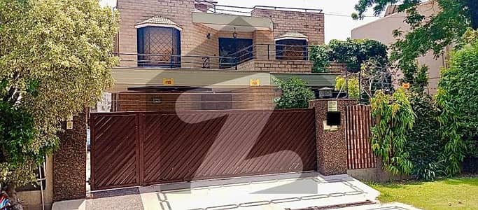 ڈی ایچ اے فیز 3 - بلاک ڈبلیو فیز 3,ڈیفنس (ڈی ایچ اے),لاہور میں 5 کمروں کا 1 کنال مکان 8.65 کروڑ میں برائے فروخت۔ ڈی ایچ اے فیز 3 - بلاک ڈبلیو فیز 3,ڈیفنس (ڈی ایچ اے),لاہور میں 5 کمروں کا 1 کنال مکان 8.65 کروڑ میں برائے فروخت۔
