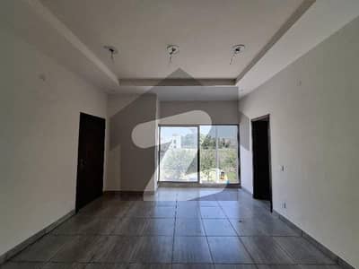 5 MARLA FLAT AVAILABLE FOR SALE