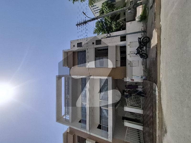 5 MARLA FLAT AVAILABLE FOR SALE 5 MARLA FLAT AVAILABLE FOR SALE