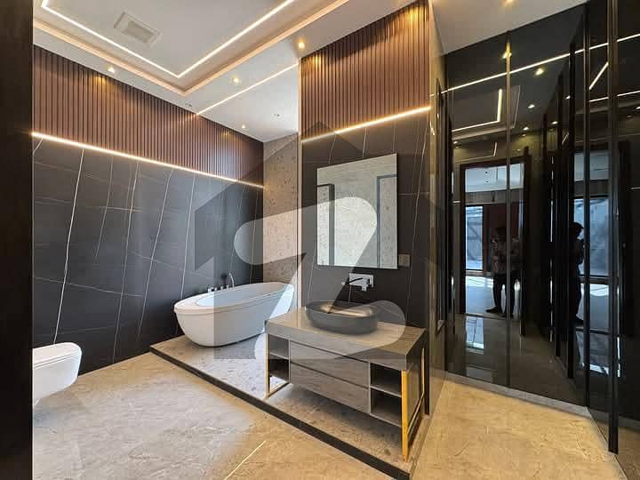 Kanal Beautiful Classic Designer Bungalow Kanal Beautiful Classic Designer Bungalow