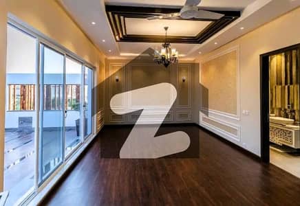 ڈی ایچ اے فیز 6 ڈیفنس (ڈی ایچ اے),لاہور میں 3 کمروں کا 1 کنال بالائی پورشن 1.0 لاکھ میں کرایہ پر دستیاب ہے۔