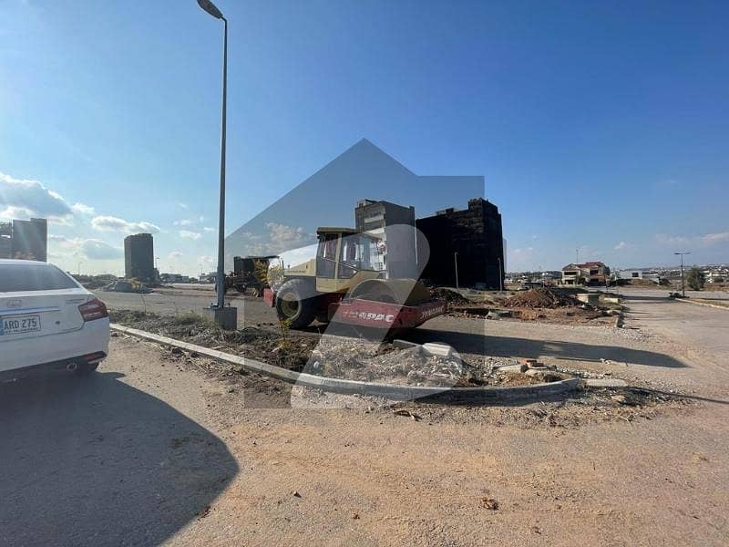 8 Marla Commercial Plot Available For Sale 8 Marla Commercial Plot Available For Sale